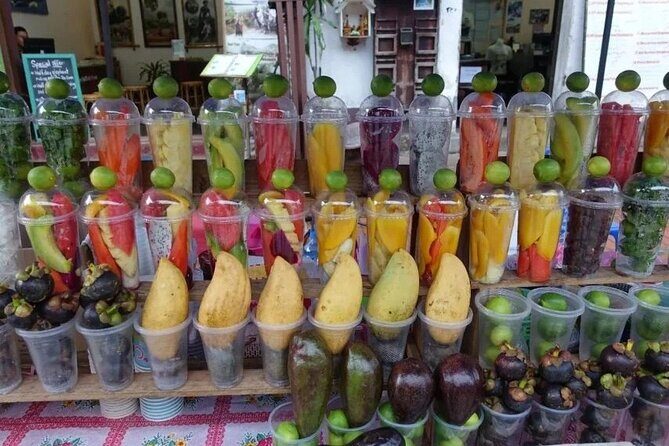 Luang Prabang Evening Food Tour by Tuk-Tuk - Wat Xiengthong as your warm-up before dinner