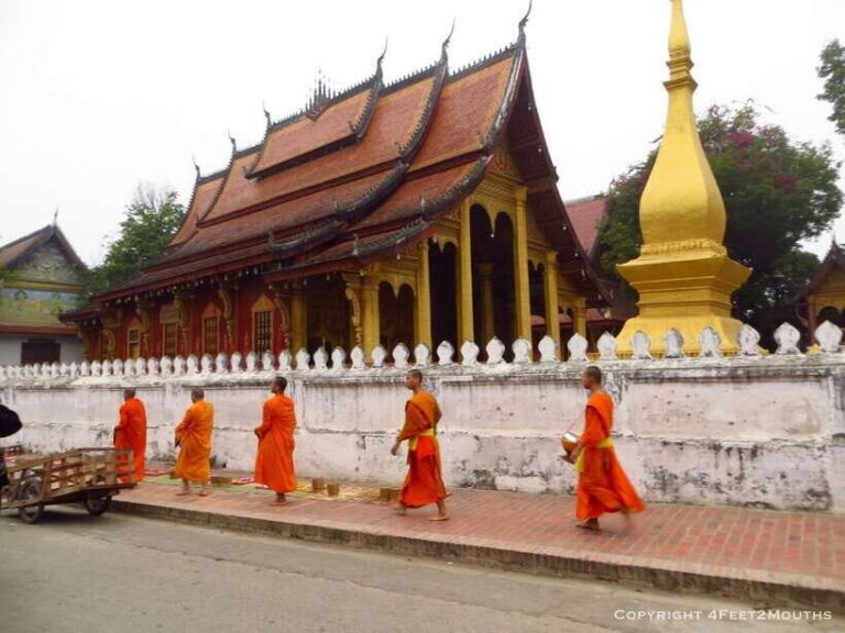 Luang Prabang: Foodie Walking Tour & Monk Blessing - Joma Bakery Meet-Up: Getting Oriented and Building Appetite