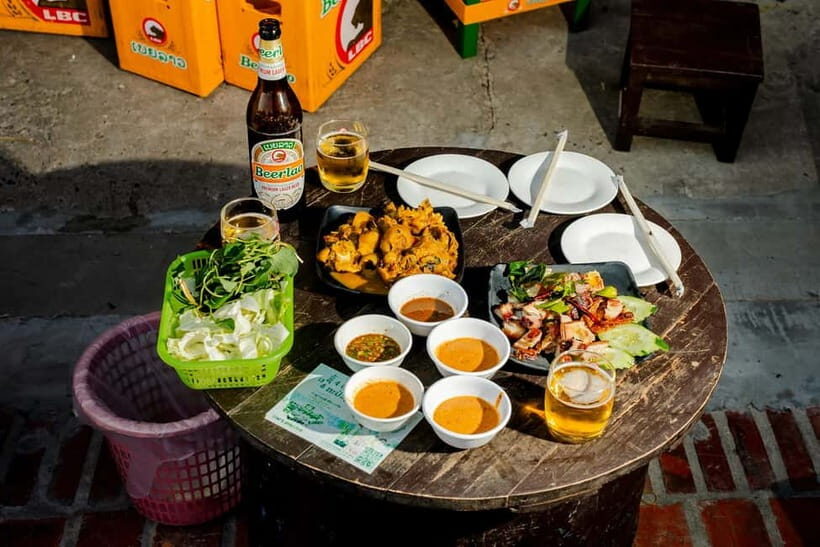 Luang Prabang: Mekong Meals Food Tour with 15+ Tastings - How the food tour stays “moveable”: markets, grills, and local eateries