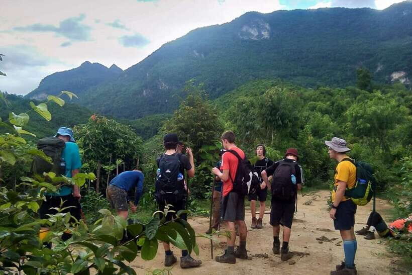 Luang Prabang: Mountain Trek & Local Villages Overnight Tour - Day 1: Longhut Trail, Nam Khan Crossing, and a Khmu Homestay Night