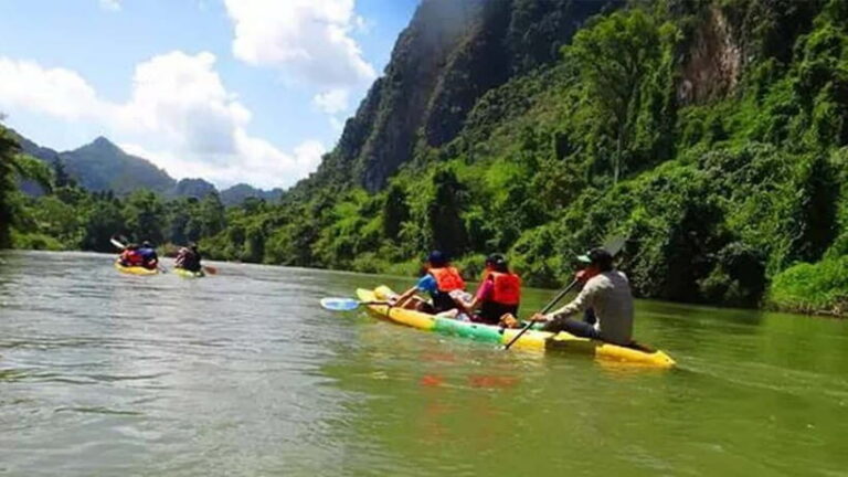 Vang Vieng: Hot Air Balloon,Kayak,Zipline,Blue lagoon1 Tour - The Balloon: 30 Minutes Above Vang Vieng