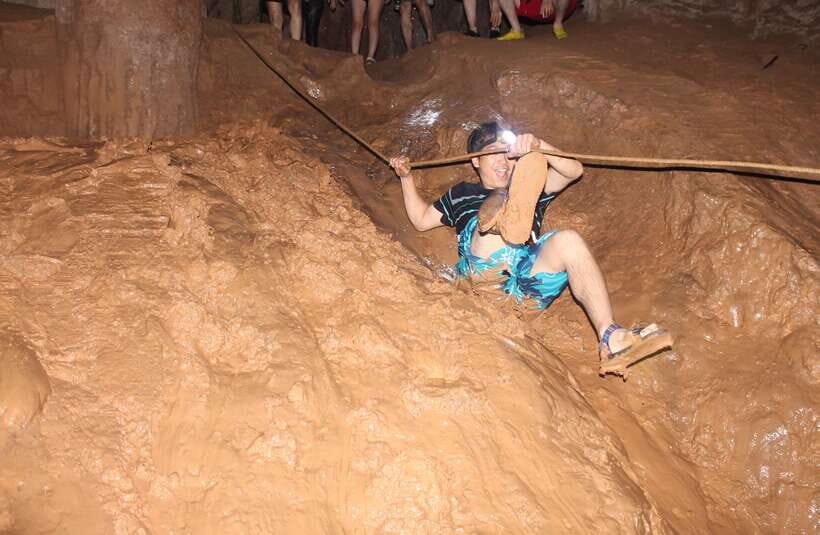 Vang Vieng: Nam Song River Kayak Tour - The short riverside break: where the trip slows down