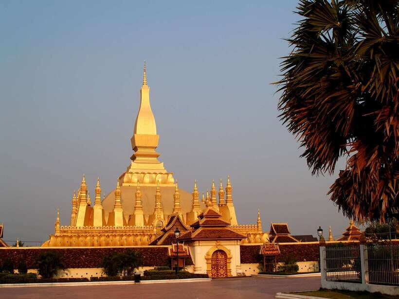 Vientiane Private Full-Day Tour with Buddha Park and Lunch - Wat Si Saket: 8,000 Buddhas in a surviving temple